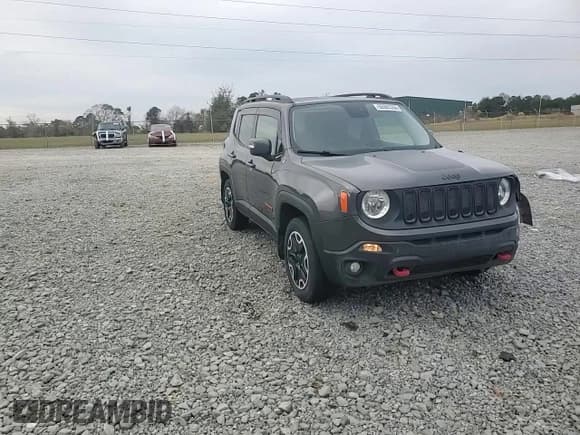 ✅ 2016 Jeep Renegade Trailhawk • VIN: ZACCJBCT7GPD34820 • Lot: 92885355. Listed on Copart with 117,351 mi. Free auction sales archive from the USA and detailed vehicle history report at DreamBid. Image 14.