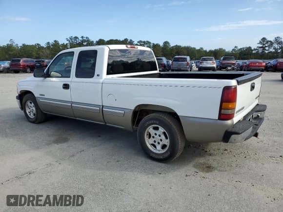 ✅ 2000 Chevrolet Silverado 1500 LS • VIN: 2GCEC19T0Y1144096 • Лот: 80453274. Опубликован ранее на Copart с пробегом 181 458 миль. Бесплатный доступ к архиву аукционных продаж из США и подробный отчёт об истории автомобиля на DreamBid. Изображение 2.