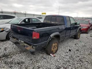 ✅ 2001 Chevrolet S-10 LS ZR2 • VIN: 1GCCT19W918144487 • Лот: 84958094. Опубликован ранее на Copart с пробегом Не указан. Бесплатный доступ к архиву аукционных продаж из США и подробный отчёт об истории автомобиля на DreamBid. Изображение 3.