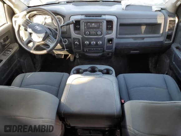 ✅ 2015 Ram 2500 Tradesman • VIN: 3C6UR5HJ2FG544402 • Lot: 79016314. Wystawiony na Copart z przebiegiem 130 479 mil. Bezpłatny archiwum sprzedaży aukcyjnych z USA i szczegółowy raport historii pojazdu na DreamBid. Zdjęcie 8.