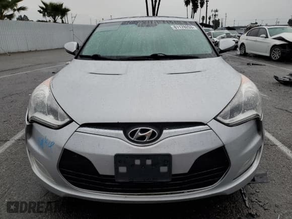 ✅ 2013 Hyundai Veloster w/Gray Int • VIN: KMHTC6AD2DU093056 • Lot: 81179253. Listed on Copart with 144,405 mi. Free auction sales archive from the USA and detailed vehicle history report at DreamBid. Image 5.