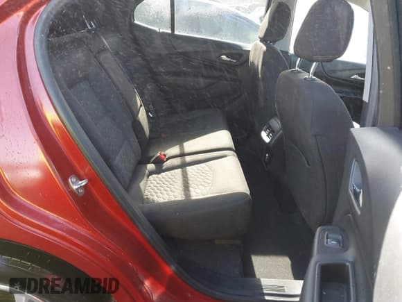 ✅ 2020 Chevrolet Equinox LT • VIN: 2GNAXLEX5L6151863 • Lot: 43642211. Wystawiony na IAAI z przebiegiem 162 289 mil. Bezpłatny archiwum sprzedaży aukcyjnych z USA i szczegółowy raport historii pojazdu na DreamBid. Zdjęcie 8.