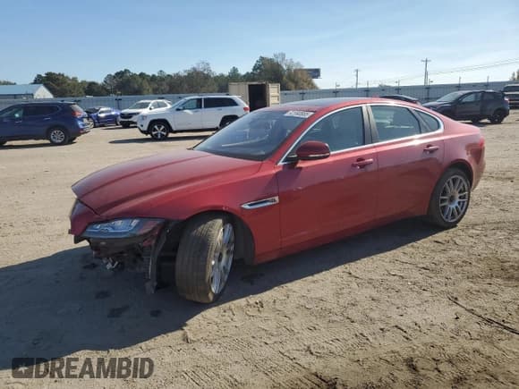 ✅ 2016 Jaguar XF 35t Prestige • VIN: SAJBK4BV5GCY11970 • Lot: 92590885. Listed on Copart with 116,138 mi. Free auction sales archive from the USA and detailed vehicle history report at DreamBid. Image 1.