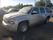 ✅ 2007 Chevrolet Suburban LT • VIN: 1GNFK16367J313299 • Lot: 65272584. Wystawiony na Copart z przebiegiem 232 320 mil. Bezpłatny archiwum sprzedaży aukcyjnych z USA i szczegółowy raport historii pojazdu na DreamBid. Zdjęcie 1.