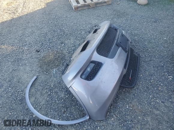 ✅ 2019 Dodge Durango GT Plus • VIN: 1C4RDJDG6KC780399 • Лот: 90920185. Опубликован ранее на Copart с пробегом 111 438 миль. Бесплатный доступ к архиву аукционных продаж из США и подробный отчёт об истории автомобиля на DreamBid. Изображение 13.