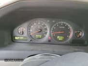 ✅ 2003 Volvo V70 XC70 • VIN: YV1SZ59HX31109076 • Lot: 74393674. Listed on Copart with 223,420 mi. Free auction sales archive from the USA and detailed vehicle history report at DreamBid. Image 9.