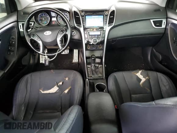 2013 Hyundai Elantra с VIN KMHD35LE2DU100155, выставлен на аукционе Copart как лот 84787945 с пробегом 152 056 миль миль и Списание • Salvage title. История ставок и продаж доступна на DreamBid. Изображение 8.
