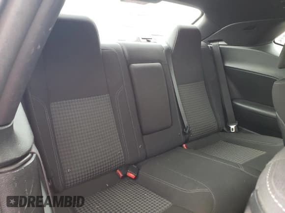 ✅ 2016 Dodge Challenger SXT Plus • VIN: 2C3CDZAGXGH195035 • Lot: 39704054. Wystawiony na Copart z przebiegiem 124 261 mil. Bezpłatny archiwum sprzedaży aukcyjnych z USA i szczegółowy raport historii pojazdu na DreamBid. Zdjęcie 10.