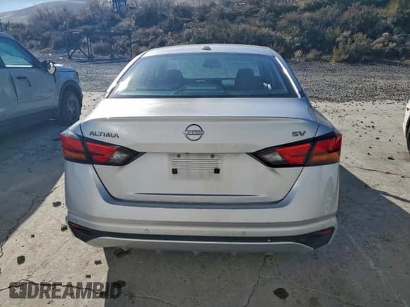 ✅ 2024 Nissan Altima SV • VIN: 1N4BL4DV1RN324450 • Lot: 94464915. Listed on Copart with 40,903 mi. Free auction sales archive from the USA and detailed vehicle history report at DreamBid. Image 6.