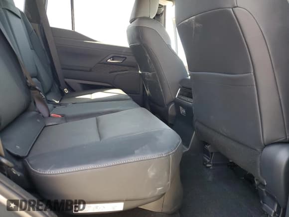 ✅ 2024 Lexus GX 550 Premium • VIN: JTJTBCDX8R5009039 • Lot: 71474655. Listed on Copart with 14,547 mi. Free auction sales archive from the USA and detailed vehicle history report at DreamBid. Image 11.