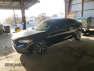 ✅ 2024 Honda Civic EX • VIN: 2HGFE1F79RH303102 • Lot: 70697385. Wystawiony na Copart z przebiegiem 11 332 mil. Bezpłatny archiwum sprzedaży aukcyjnych z USA i szczegółowy raport historii pojazdu na DreamBid. Zdjęcie 1.