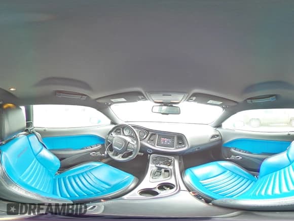 ✅ 2015 Dodge Challenger R/T • VIN: 2C3CDZAT6FH821773 • Lot: 51702554. Wystawiony na Copart z przebiegiem 116 295 mil. Bezpłatny archiwum sprzedaży aukcyjnych z USA i szczegółowy raport historii pojazdu na DreamBid. Zdjęcie 13.