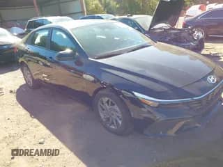 2024 Hyundai Elantra SEL with VIN KMHLM4DGXRU744383, listed as a IAAI auction lot 43606113 with 39,129 mi miles and . Bid and sale history available at DreamBid. Image 1.