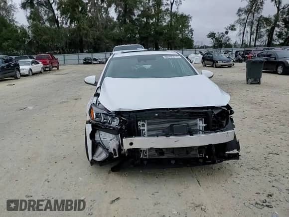 2022 Hyundai Ioniq Limited с VIN KMHC05LC6NU278977, выставлен на аукционе Copart как лот 89195015 с пробегом 14 182 миль миль и Списание • Salvage title. История ставок и продаж доступна на DreamBid. Изображение 11.