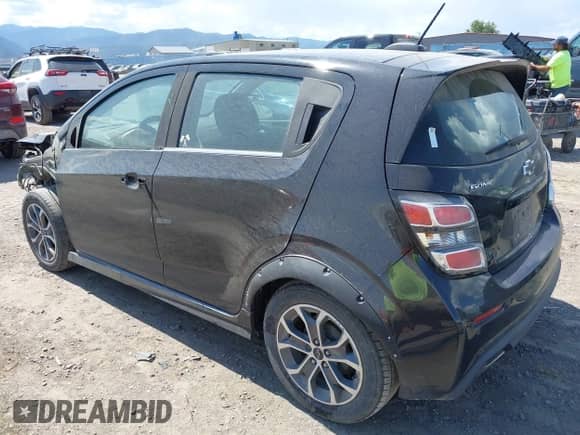 2020 Chevrolet Sonic LT с VIN 1G1JD6SB9L4104387, выставлен на аукционе IAAI как лот 42356127 с пробегом 125 111 миль миль и . История ставок и продаж доступна на DreamBid. Изображение 3.