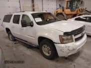 ✅ 2007 Chevrolet Suburban Commercial • VIN: 3GNGK26K97G294704 • Lot: 41884158. Wystawiony na IAAI z przebiegiem 187 857 mil. Bezpłatny archiwum sprzedaży aukcyjnych z USA i szczegółowy raport historii pojazdu na DreamBid. Zdjęcie 1.