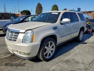 ✅ 2011 Cadillac Escalade • VIN: 1GYS3EEJ1BR278607 • Lot: 95788235. Listed on Copart with 132,748 mi. Free auction sales archive from the USA and detailed vehicle history report at DreamBid. Image 1.