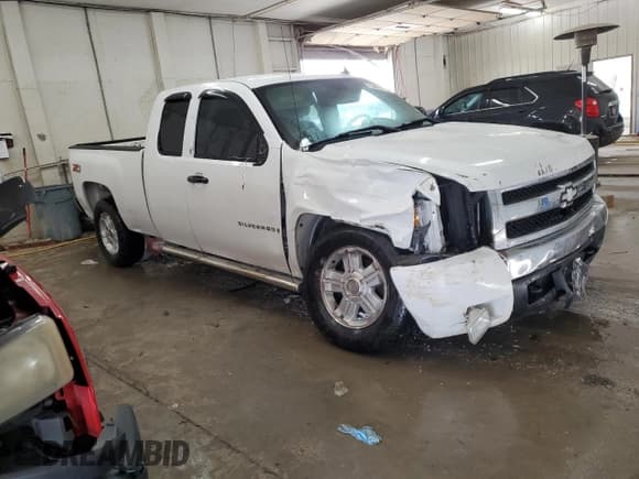 ✅ 2007 Chevrolet Silverado 1500 LTZ • VIN: 2GCEK19J471652622 • Lot: 73006544. Listed on Copart with 215,230 mi. Free auction sales archive from the USA and detailed vehicle history report at DreamBid. Image 4.
