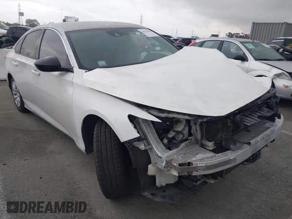✅ 2021 Honda Accord Sport • VIN: 1HGCV1F35MA101204 • Lot: 43276564. Wystawiony na IAAI z przebiegiem 109 260 mil. Bezpłatny archiwum sprzedaży aukcyjnych z USA i szczegółowy raport historii pojazdu na DreamBid. Zdjęcie 1.