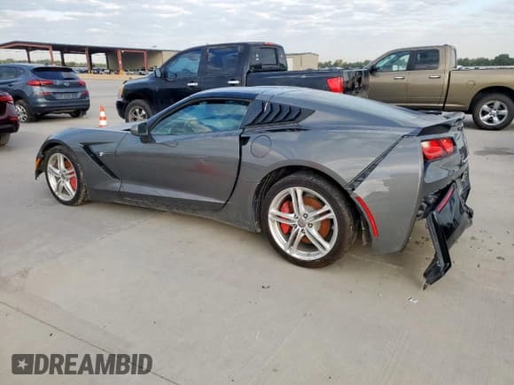 ✅ 2016 Chevrolet Corvette 1LT • VIN: 1G1YB2D78G5112437 • Lot: 84420895. Wystawiony na Copart z przebiegiem Nie podano. Bezpłatny archiwum sprzedaży aukcyjnych z USA i szczegółowy raport historii pojazdu na DreamBid. Zdjęcie 2.