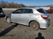 ✅ 2009 Toyota Matrix S • VIN: 2T1LE40E39C004791 • Лот: 92652075. Опубликован ранее на Copart с пробегом 167 962 миль. Бесплатный доступ к архиву аукционных продаж из США и подробный отчёт об истории автомобиля на DreamBid. Изображение 2.
