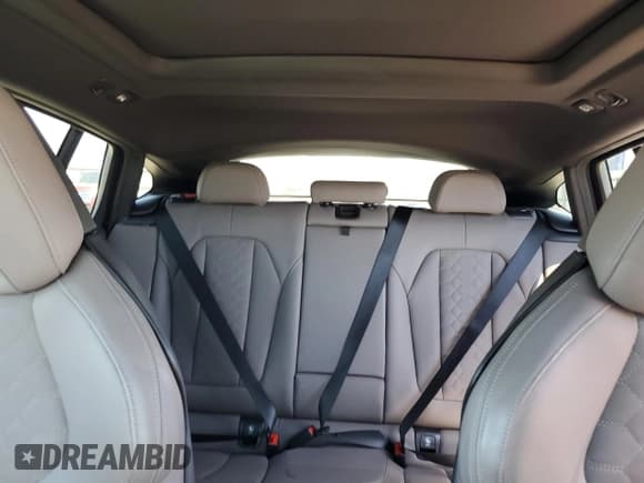 ✅ 2020 BMW X4 M Competition • VIN: 5YMUJ0C08L9B46568 • Lot: 54124655. Wystawiony na Copart z przebiegiem 56 247 mil. Bezpłatny archiwum sprzedaży aukcyjnych z USA i szczegółowy raport historii pojazdu na DreamBid. Zdjęcie 10.