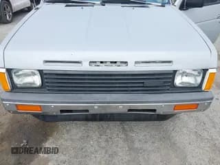 ✅ 1986 Nissan D21 • VIN: JN6HD16S0GW001451 • Lot: 42654192. Wystawiony na IAAI z przebiegiem 110 723 mil. Bezpłatny archiwum sprzedaży aukcyjnych z USA i szczegółowy raport historii pojazdu na DreamBid. Zdjęcie 6.