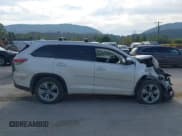 ✅ 2015 Toyota Highlander Limited • VIN: 5TDDKRFH0FS093864 • Lot: 43226200. Listed on IAAI with 153,681 mi. Free auction sales archive from the USA and detailed vehicle history report at DreamBid. Image 14.