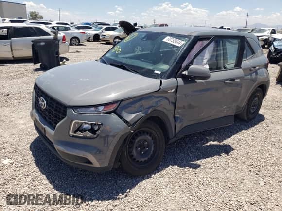 2020 Hyundai Venue SE with VIN KMHRB8A39LU019065, listed as a Copart auction lot 60753444 with 131,476 mi miles and Salvage title. Bid and sale history available at DreamBid. Image 1.