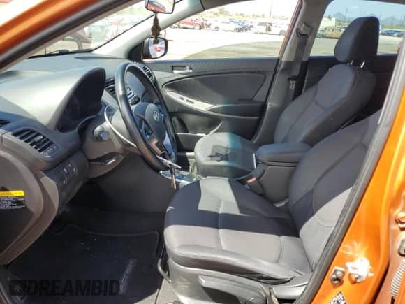 ✅ 2015 Hyundai Accent Sport • VIN: KMHCU5AE1FU205056 • Lot: 71083045. Wystawiony na Copart z przebiegiem 124 231 mil. Bezpłatny archiwum sprzedaży aukcyjnych z USA i szczegółowy raport historii pojazdu na DreamBid. Zdjęcie 7.