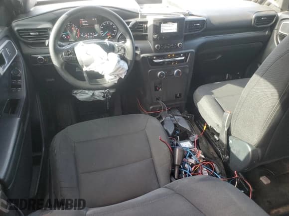 ✅ 2021 Ford Police Interceptor Utility • VIN: 1FM5K8AC1MNA07227 • Lot: 52340035. Wystawiony na Copart z przebiegiem 170 085 mil. Bezpłatny archiwum sprzedaży aukcyjnych z USA i szczegółowy raport historii pojazdu na DreamBid. Zdjęcie 8.