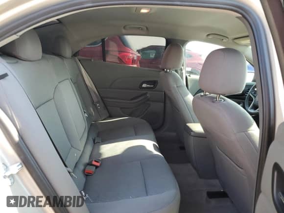 2015 Chevrolet Malibu LS z VIN 1G11A5SL2FF334373, wystawiony jako Copart lot #70537935 z przebiegiem 123 116 mil mil oraz Szkoda całkowita • Salvage title. Historia ofert i sprzedaży dostępna na DreamBid. Obrazek 10.