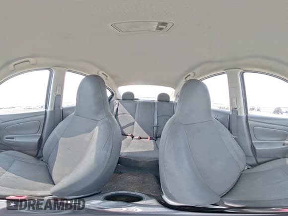 ✅ 2015 Nissan Versa S Plus • VIN: 3N1CN7APXFL937715 • Lot: 83790775. Wystawiony na Copart z przebiegiem Nie podano. Bezpłatny archiwum sprzedaży aukcyjnych z USA i szczegółowy raport historii pojazdu na DreamBid. Zdjęcie 14.