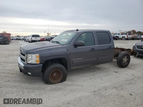✅ 2011 Chevrolet Silverado 1500 LT • VIN: 3GCPKSE34BG123287 • Лот: 92316875. Опубликован ранее на Copart с пробегом 87 889 миль. Бесплатный доступ к архиву аукционных продаж из США и подробный отчёт об истории автомобиля на DreamBid. Изображение 1.