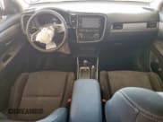 ✅ 2018 Mitsubishi Outlander ES • VIN: JA4AD2A38JJ001433 • Lot: 61448875. Listed on Copart with 114,433 mi. Free auction sales archive from the USA and detailed vehicle history report at DreamBid. Image 8.