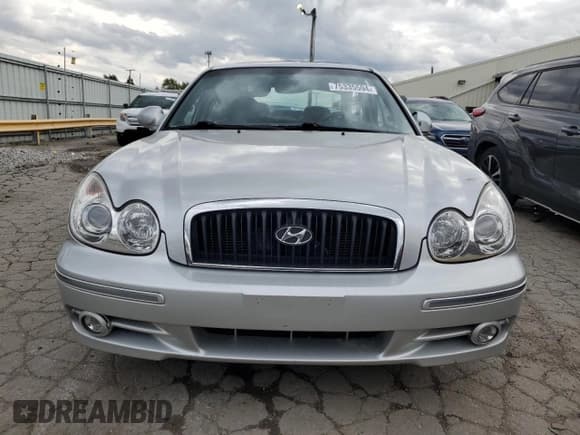 ✅ 2005 Hyundai Sonata GLS • VIN: KMHWF35H95A152168 • Лот: 75335594. Опубликован ранее на Copart с пробегом 132 068 миль. Бесплатный доступ к архиву аукционных продаж из США и подробный отчёт об истории автомобиля на DreamBid. Изображение 5.