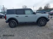 ✅ 2022 Ford Bronco • VIN: 1FMDE5BH2NLA87906 • Лот: 43719502. Опубликован ранее на IAAI с пробегом 24 686 миль. Бесплатный доступ к архиву аукционных продаж из США и подробный отчёт об истории автомобиля на DreamBid. Изображение 13.