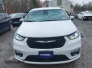 ✅ 2023 Chrysler Pacifica Touring L • VIN: 2C4RC1BG6PR528933 • Lot: 43666386. Listed on IAAI with 63,989 mi. Free auction sales archive from the USA and detailed vehicle history report at DreamBid. Image 12.