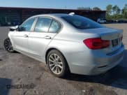 ✅ 2017 BMW 3 Series 320i • VIN: WBA8E1G37HNU18402 • Lot: 43729238. Listed on IAAI with 31,249 mi. Free auction sales archive from the USA and detailed vehicle history report at DreamBid. Image 3.