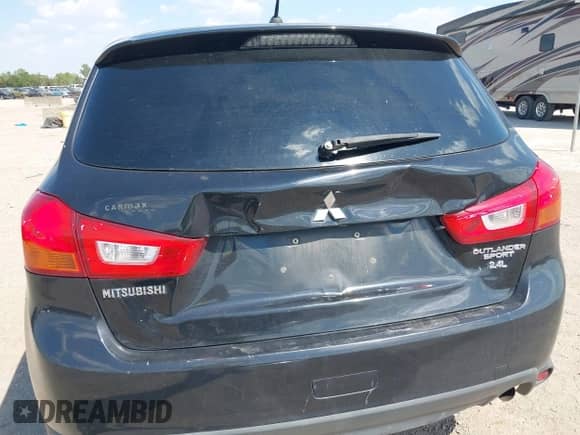 2015 Mitsubishi Outlander ES с VIN 4A4AP3AW9FE036228, выставлен на аукционе IAAI как лот 43318263 с пробегом 130 840 миль миль и . История ставок и продаж доступна на DreamBid. Изображение 13.