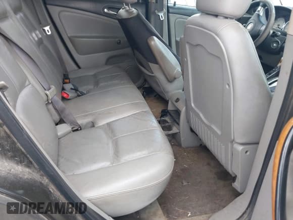 ✅ 2006 Saturn VUE • VIN: 5GZCZ63486S832587 • Lot: 41726209. Wystawiony na IAAI z przebiegiem Nie podano. Bezpłatny archiwum sprzedaży aukcyjnych z USA i szczegółowy raport historii pojazdu na DreamBid. Zdjęcie 8.