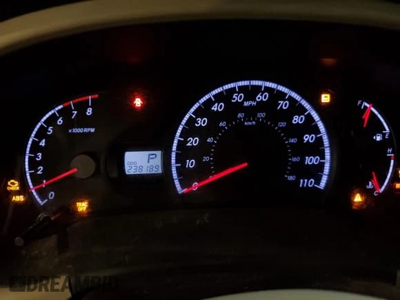 ✅ 2012 Toyota Sienna LE AAS • VIN: 5TDKK3DC8CS256316 • Lot: 66836725. Listed on Copart with 238,189 mi. Free auction sales archive from the USA and detailed vehicle history report at DreamBid. Image 9.