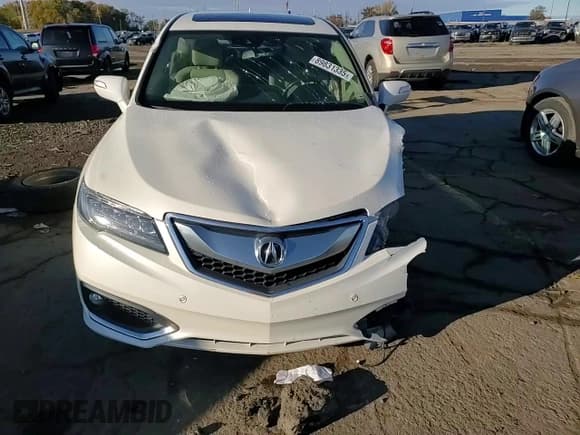 ✅ 2016 Acura RDX Advance • VIN: 5J8TB4H70GL000655 • Lot: 89831335. Wystawiony na Copart z przebiegiem 59 385 mil. Bezpłatny archiwum sprzedaży aukcyjnych z USA i szczegółowy raport historii pojazdu na DreamBid. Zdjęcie 14.