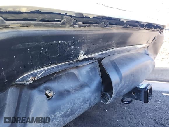 ✅ 2023 Chevrolet Equinox LT • VIN: 3GNAXJEG8PL127692 • Lot: 43938256. Listed on IAAI with 101,695 mi. Free auction sales archive from the USA and detailed vehicle history report at DreamBid. Image 33.