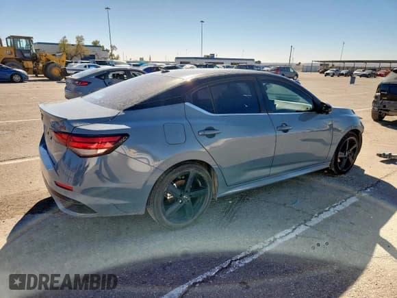 ✅ 2024 Nissan Sentra SR • VIN: 3N1AB8DV3RY377429 • Lot: 90136525. Listed on Copart with 16,329 mi. Free auction sales archive from the USA and detailed vehicle history report at DreamBid. Image 3.