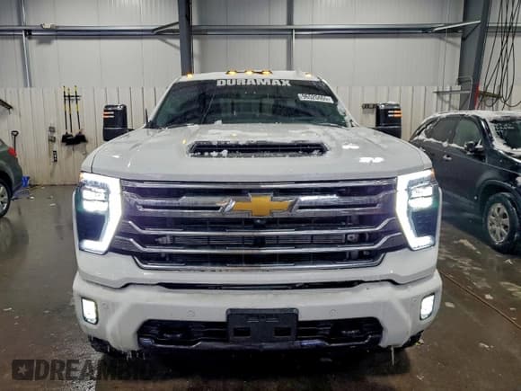 ✅ 2020 Chevrolet Silverado 3500HD LTZ • VIN: 1GC4YUEYXLF162638 • Lot: 96520465. Wystawiony na Copart z przebiegiem 128 201 mil. Bezpłatny archiwum sprzedaży aukcyjnych z USA i szczegółowy raport historii pojazdu na DreamBid. Zdjęcie 5.