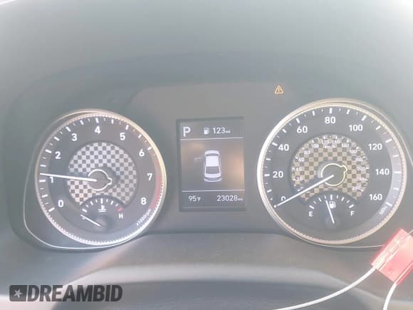 ✅ 2020 Hyundai Elantra SEL • VIN: 5NPD84LF3LH605946 • Lot: 43607024. Listed on IAAI with 23,028 mi. Free auction sales archive from the USA and detailed vehicle history report at DreamBid. Image 7.