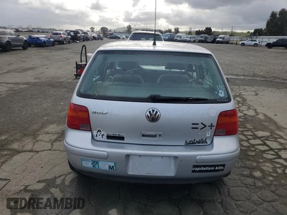 ✅ 2003 Volkswagen Golf GL • VIN: 9BWFK61J634056025 • Lot: 51135995. Wystawiony na Copart z przebiegiem 140 666 mil. Bezpłatny archiwum sprzedaży aukcyjnych z USA i szczegółowy raport historii pojazdu na DreamBid. Zdjęcie 6.