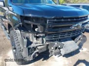 ✅ 2019 Chevrolet Silverado 1500 RST • VIN: 3GCUWDED7KG216185 • Lot: 43581654. Wystawiony na IAAI z przebiegiem 91 573 mil. Bezpłatny archiwum sprzedaży aukcyjnych z USA i szczegółowy raport historii pojazdu na DreamBid. Zdjęcie 6.