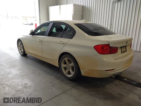 ✅ 2014 BMW 3 Series 328d • VIN: WBA3D3C55EF099345 • Лот: 43224041. Опубликован ранее на IAAI с пробегом 175 094 миль. Бесплатный доступ к архиву аукционных продаж из США и подробный отчёт об истории автомобиля на DreamBid. Изображение 3.